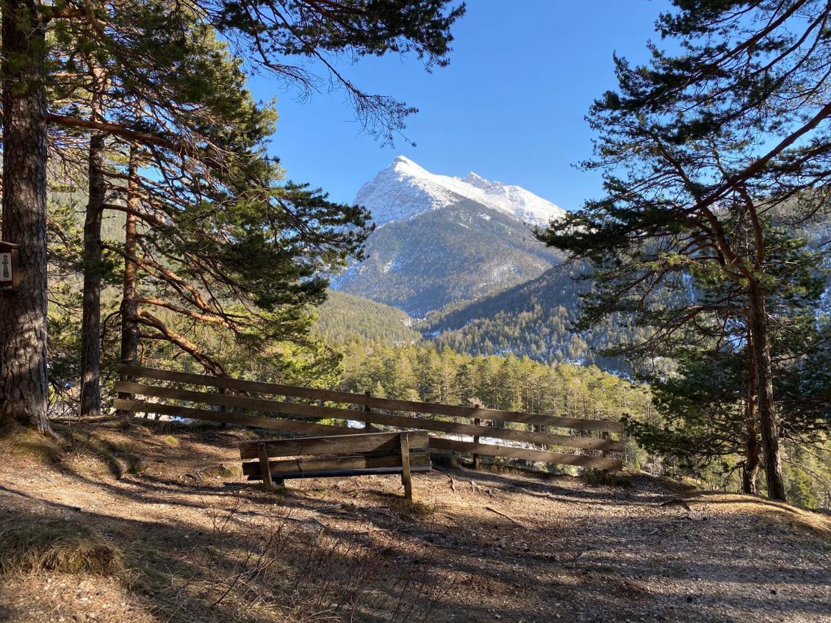 Gaestehaus Arnspitzblick Scharnitz Buitenkant foto