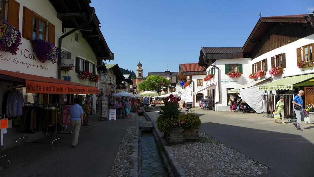 Gaestehaus Arnspitzblick Scharnitz Buitenkant foto