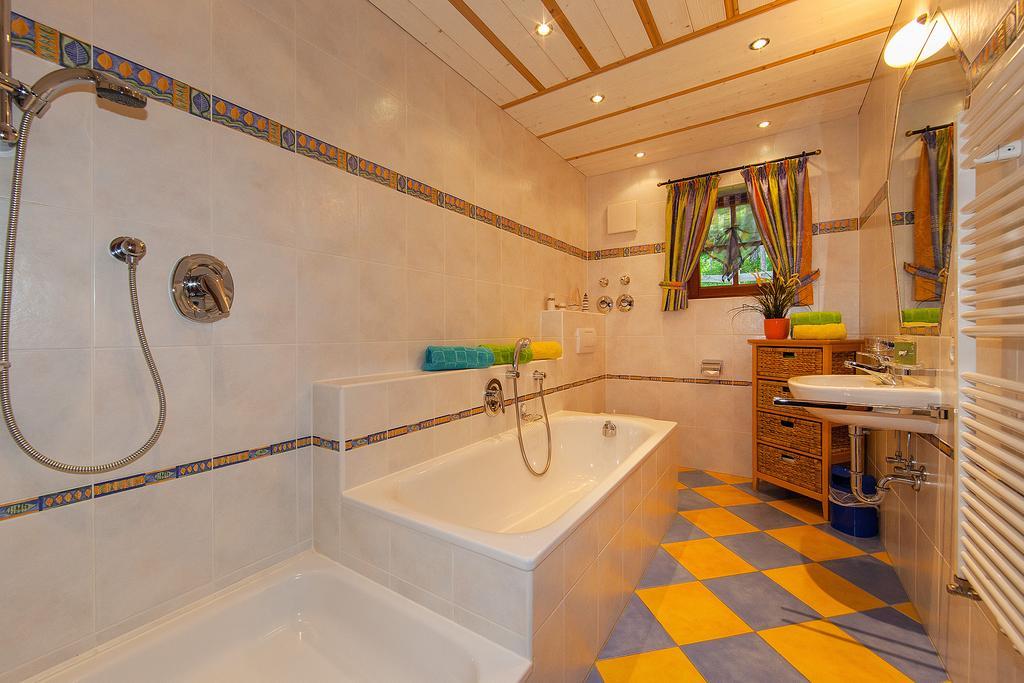 Gaestehaus Arnspitzblick Scharnitz Kamer foto