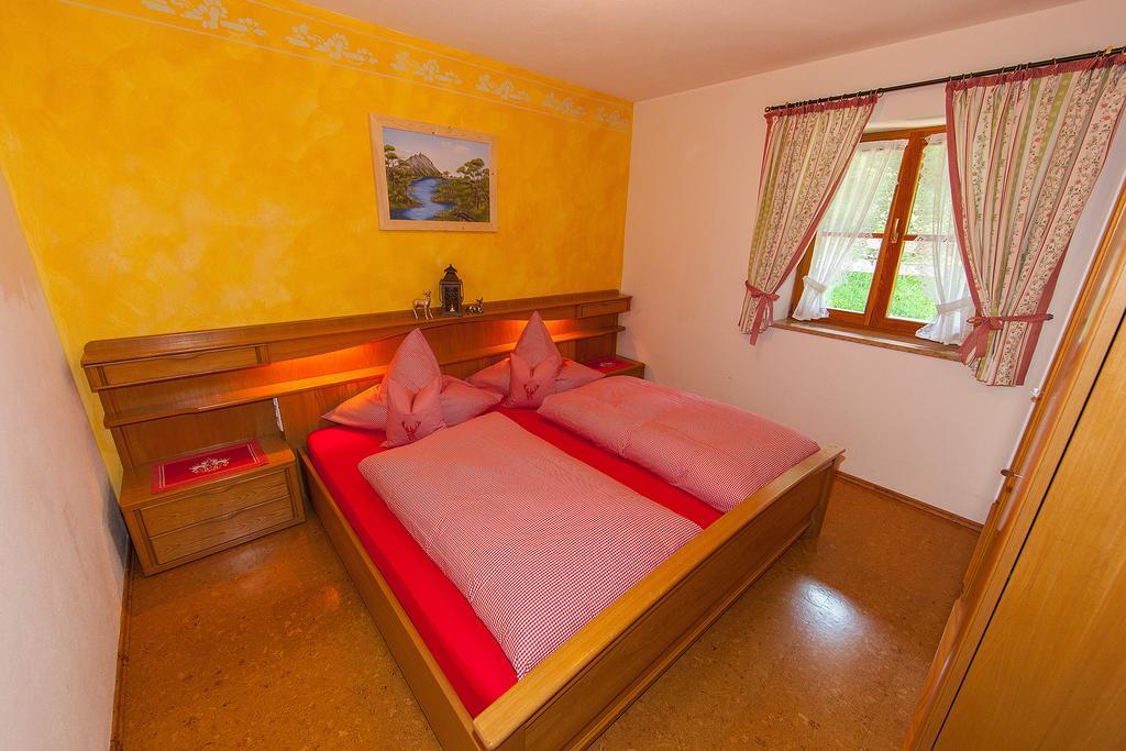 Gaestehaus Arnspitzblick Scharnitz Kamer foto