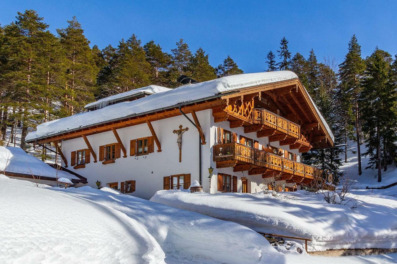 Gaestehaus Arnspitzblick Scharnitz Buitenkant foto